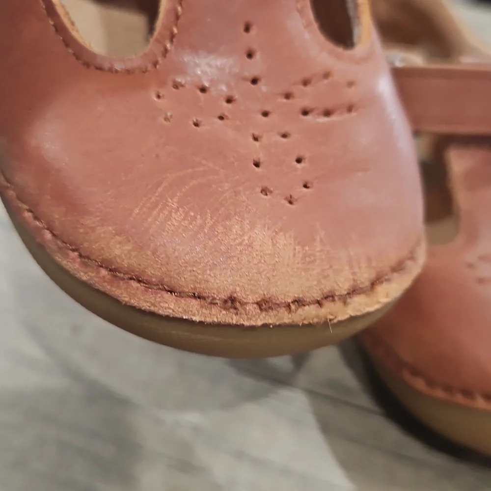 Lucianne Soft Motion leather Mary Jane size 5